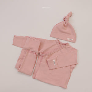 peekaboo - Spring newborn Pajama set: Pink